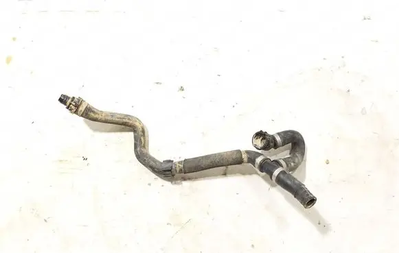 Mercedes-Benz GLA H247 Engine coolant pipe/hose A1775012302