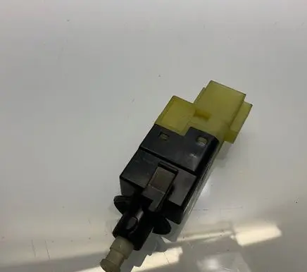 Mercedes-Benz E W211 Brake pedal sensor switch A0015454409 0015454409