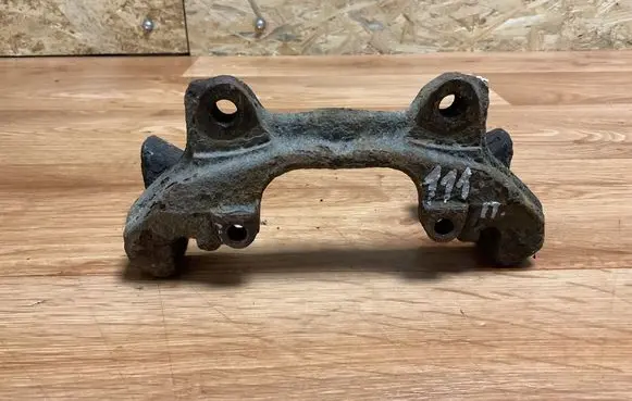 Alfa Romeo 147 Front Brake Caliper Pad/Carrier 