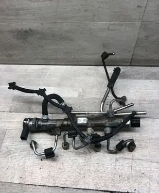 Volkswagen Golf VII Fuel main line pipe 04L089D 0049078