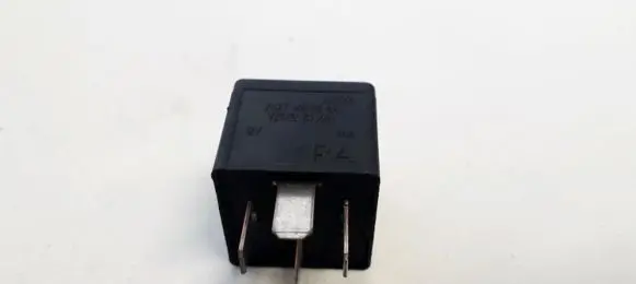 Ford Mondeo Mk III Other relay 2S7T14B192AA V23136B1X66