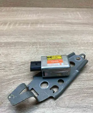 Lexus GS 300 350 430 450H Airbag deployment crash/impact sensor 8986030130 1879001752