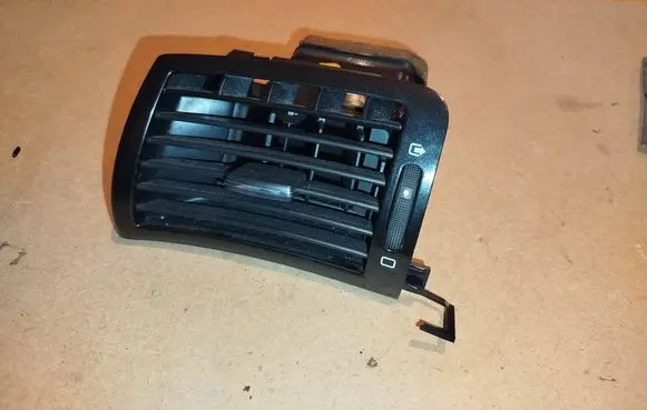 Dashboard side air vent grill/cover trim