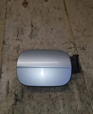 Audi A6 S6 C6 4F Fuel tank cap trim 