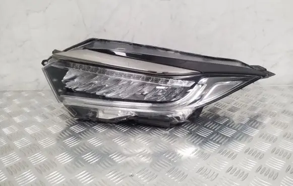 Honda CR-V Headlight/headlamp 10062296