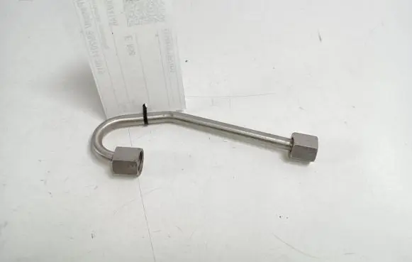 Volkswagen PASSAT B8 Fuel injector supply line/pipe 04E130241AR