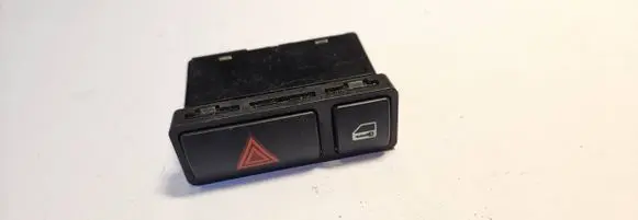 BMW X5 E70 Hazard light switch 8368920