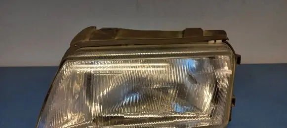 Audi A4 S4 B5 8D Headlight/headlamp 154411124L