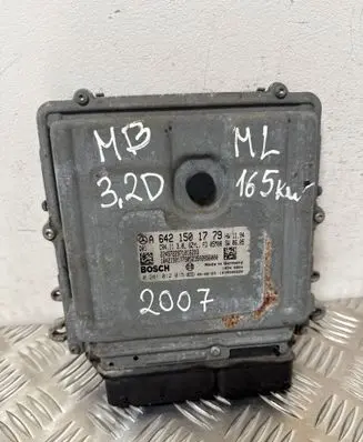 Mercedes-Benz ML W164 Engine control unit/module A6421501779 1039S08828 0281012015