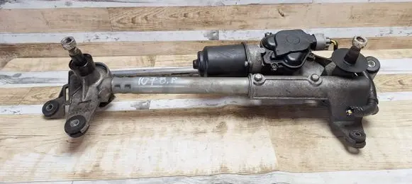 Honda Accord Front wiper linkage and motor 32201 4Y28L
