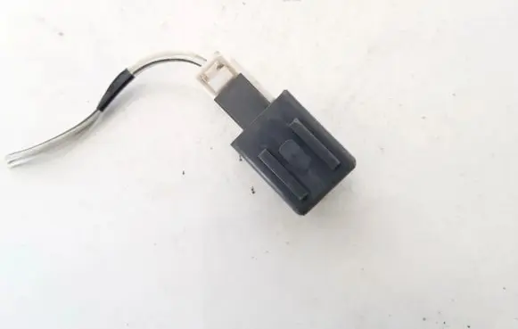 Nissan X-Trail T30 Other relay 24330c9900