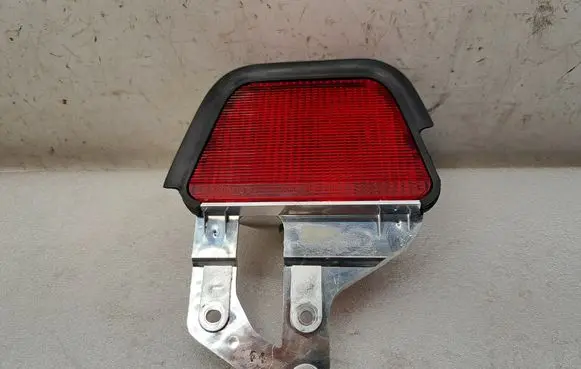 Toyota Avensis T250 Third/center stoplight 8157005080