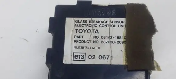 Toyota RAV 4 (XA30) Window wiper relay 0819248810 2370002690