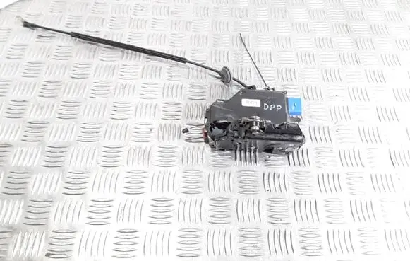 Volkswagen Phaeton Front door lock 3D1837016