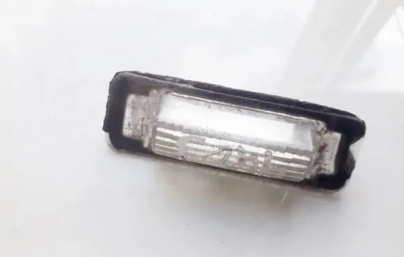 Mercedes-Benz E W210 Number plate light 2108200356