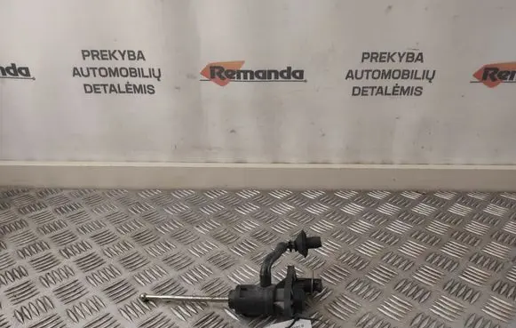 Skoda Superb B5 (3U) Clutch master cylinder 8E1721401AF