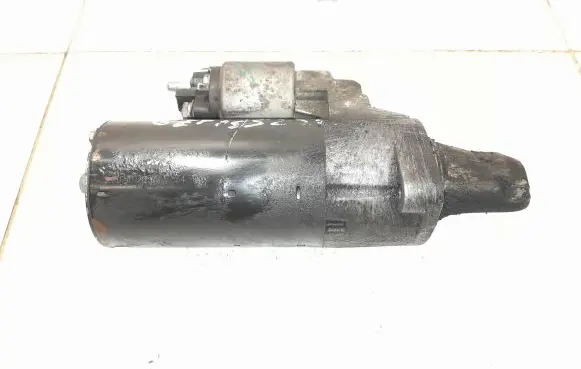 Mercedes-Benz E W212 Starter motor A0061519901