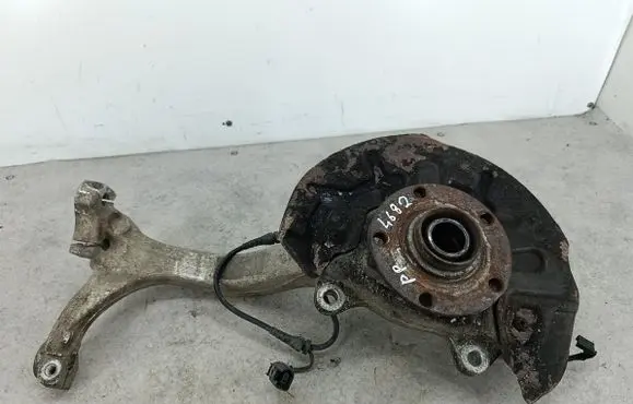 Audi A4 S4 B6 8E 8H Front wheel hub spindle knuckle 8E0407242B