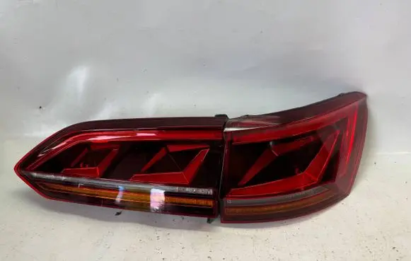 Volkswagen Touareg III Rear/tail lights 760945208A 760945208