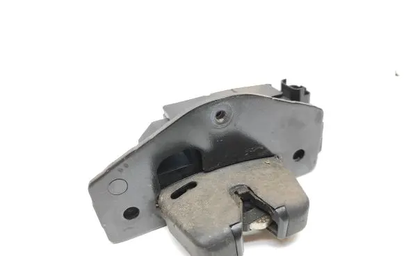 Peugeot 3008 II Tailgate lock latch 9816195380 240919198