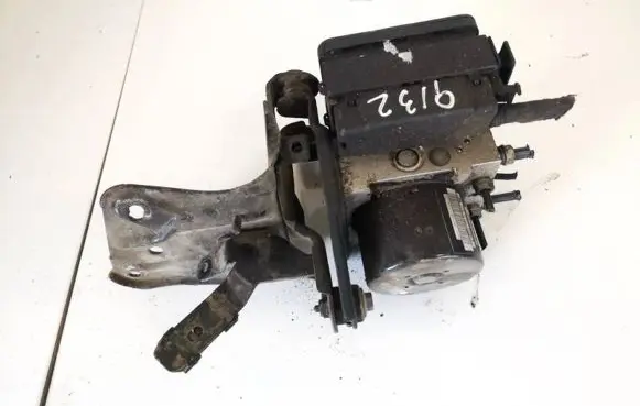 Volkswagen Jetta V ABS Pump 1k0614517ck 1k0907379bc