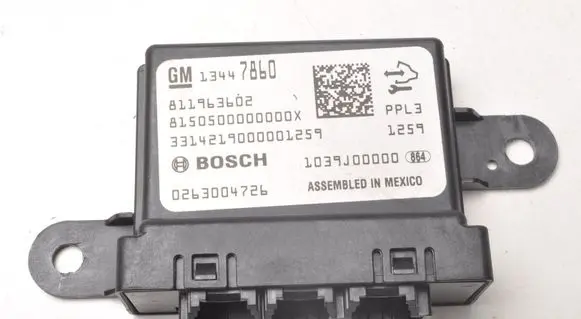 Opel Meriva B Parking PDC control unit/module 13447860