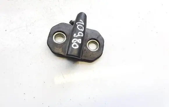 Mercedes-Benz E W211 Front door lock loop/hook striker a2037200004