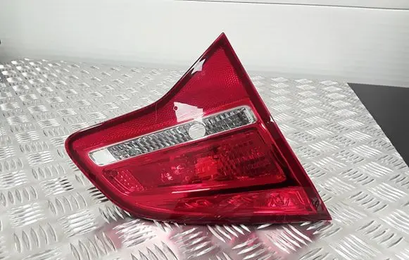 Opel Meriva B Tailgate rear/tail lights 13260838