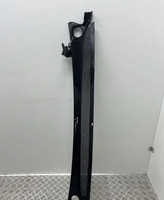 Citroen C4 Grand Picasso Wiper trim 9675943577