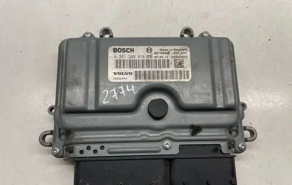 Volvo S40 Engine control unit/module 30650454 0261209038