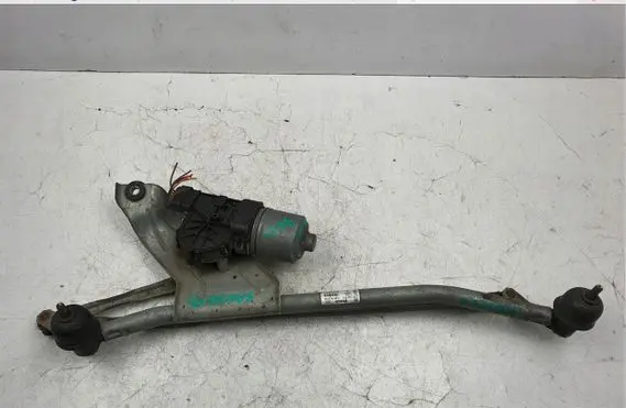 Renault Sandero I Front wiper linkage and motor 0390241544