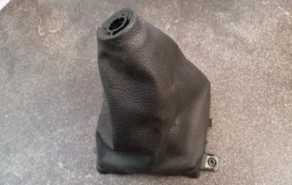 Mazda 3 II Gear lever shifter trim leather/knob BDG764334