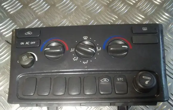 Volvo S80 Climate control unit 9494261 99W38E