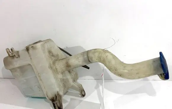 Hyundai Tucson JM Windshield washer fluid reservoir/tank 986102E001