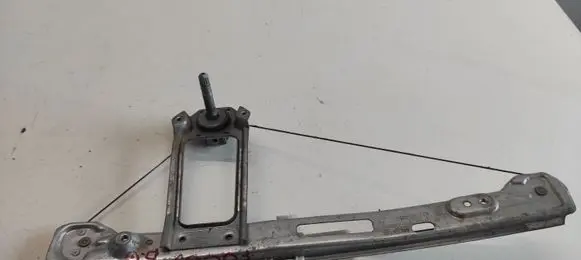 Rear door manual window regulator
