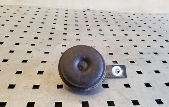 Mitsubishi Outlander Horn signal