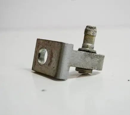 Volkswagen Golf VII Rear door lower hinge
