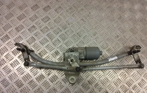 BMW X3 F25 Front wiper linkage and motor 7213275