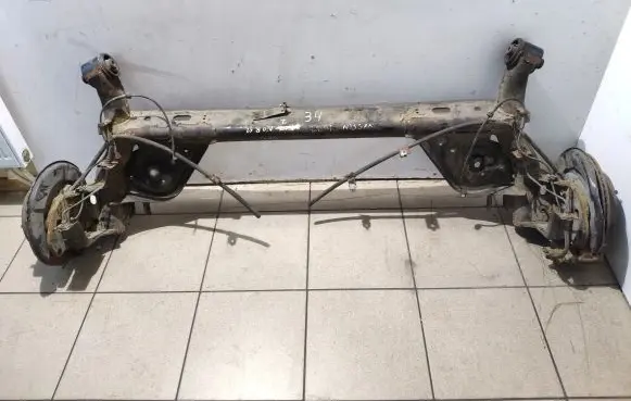 Nissan Leaf I (ZE0) Rear axle beam 