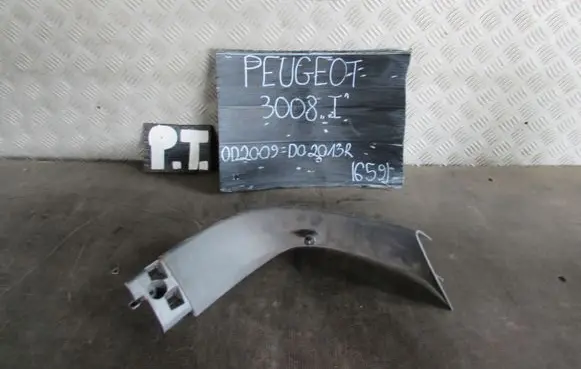 Peugeot 3008 I Other trunk/boot trim element 9684324077
