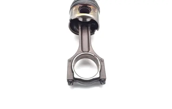 BMW X1 E84 Piston with connecting rod N47D20C