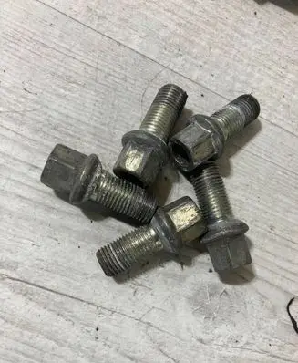 Audi A4 S4 B9 Nuts/bolts 