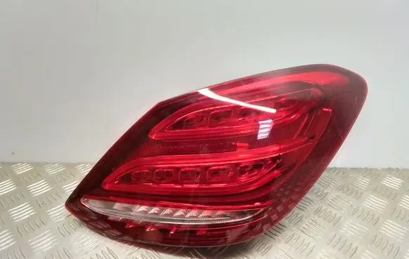 Mercedes-Benz C W205 Rear/tail lights A2059061457