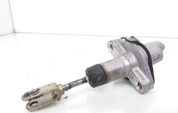 Nissan Primera Clutch master cylinder