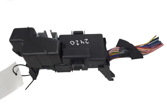 Volvo V60 Fuse module 13800159 31300188