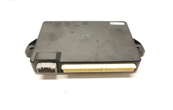 Tesla Model X Door control unit/module 1045490-00-G