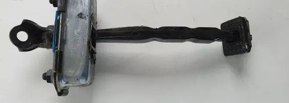 Hyundai Santa Fe Front door check strap stopper