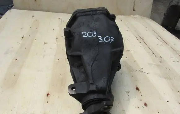 Mercedes-Benz C W203 Rear differential A2033510206MERC1 2033510206