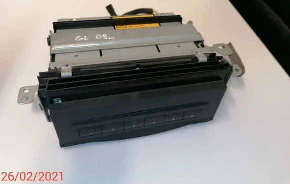 Mercedes-Benz GL X164 CD/DVD changer 18111806