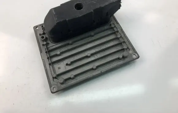 Ford Fiesta Engine control unit/module ECU 4S6112A650NB S120977013C